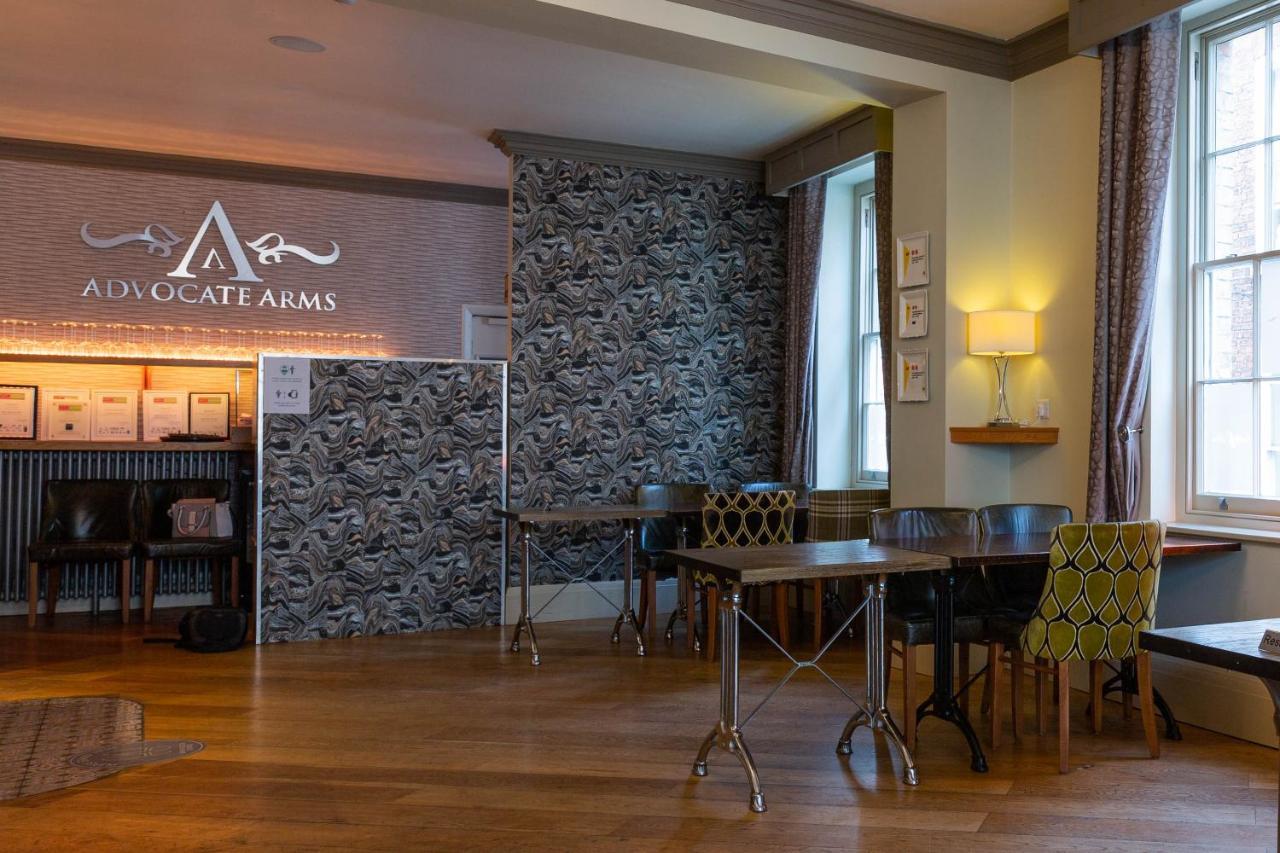 Hotel Advocate Arms Market Rasen Exterior foto